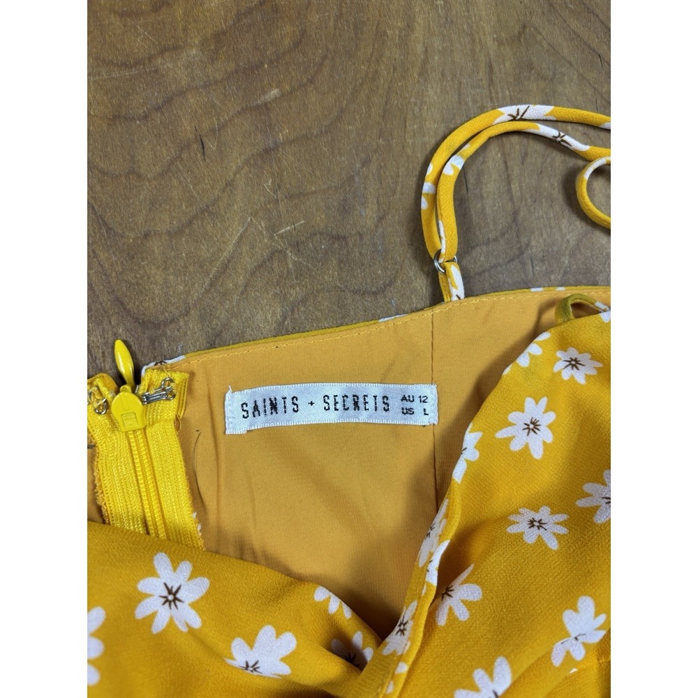 Saints + Secrets Yellow Floral Mini Dress Ruched Cutout Ruffle Hem Size L Y2K - Picture 2 of 4
